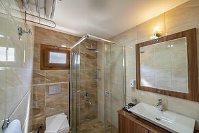 Queen Boutique Hotel