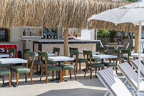 Queen Boutique Hotel