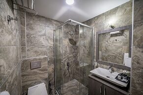 Queen Boutique Hotel