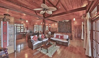 Presidential Thai Villa