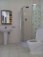 Zan-Seyoum Hotel