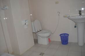 Zan-Seyoum Hotel