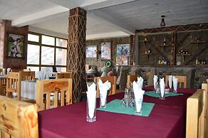 Zan-Seyoum Hotel