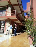 Zan-Seyoum Hotel