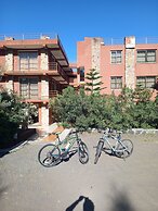 Zan-Seyoum Hotel