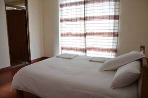 Zan-Seyoum Hotel