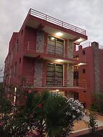 Zan-Seyoum Hotel