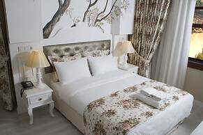 Ozkavak Hotel Kaleici