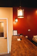 Country Squire Inn and Suites