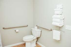 Country Squire Inn and Suites