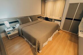 Hotel Serrano