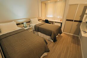 Hotel Serrano