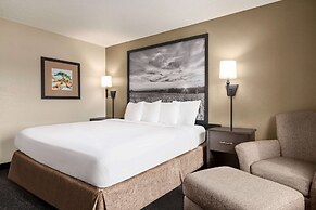 Super 8 by Wyndham Lincoln North