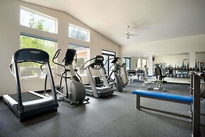 Travelodge by Wyndham Gillette