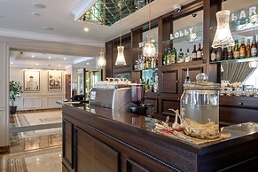 MIRROS Hotel Suzdal