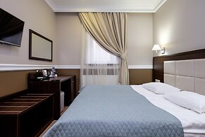 MIRROS Hotel Suzdal
