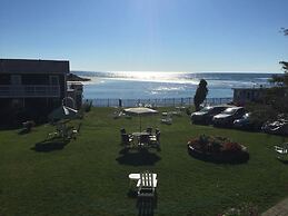 Marginal Way House Hotel