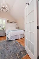 Marginal Way House Hotel