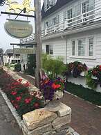 Marginal Way House Hotel