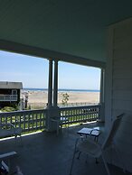 Marginal Way House Hotel