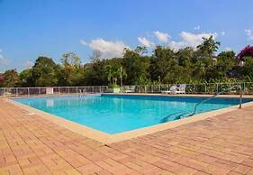 The Cabin at Long Mountain Country Club