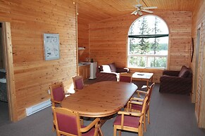 Minor Bay Lodge & Outposts