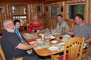 Minor Bay Lodge & Outposts