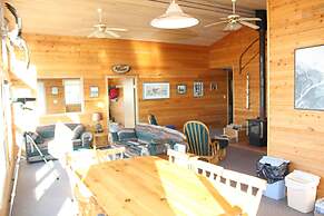 Kaska Goose Lodge