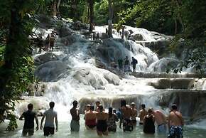Ocho Rios Ocean View Villa at The Palms