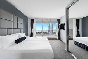Meriton Suites Broadbeach, Gold Coast