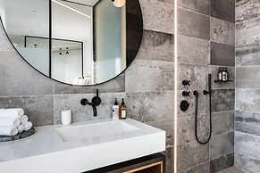 Tower Suites Reykjavik