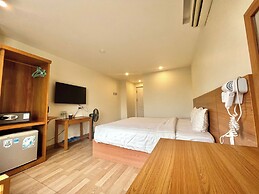 Dragon Airport Hotel