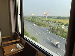 Dragon Airport Hotel