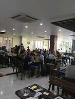 Dragon Airport Hotel