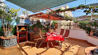Attic Terrace BBQ, Airport-Barcelona, cerca Playas Castelldefels