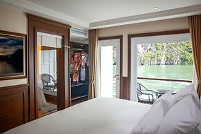 Paradise Elegance Cruise