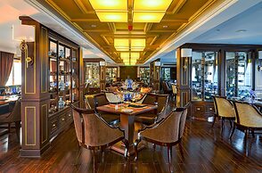 Paradise Elegance Cruise