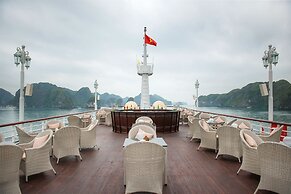 Paradise Elegance Cruise