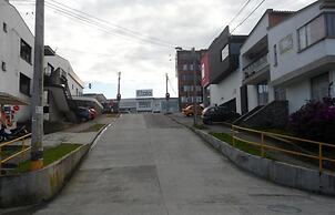 Casa Blanca Hostal Manizales - Hostel