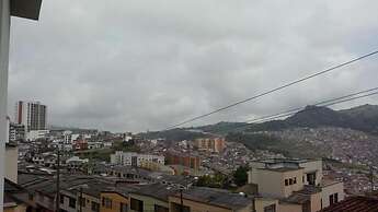 Casa Blanca Hostal Manizales - Hostel