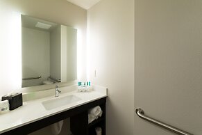 Holiday Inn Express and Suites Lincoln I - 80 by IHG