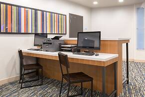 Holiday Inn Express and Suites Lincoln I - 80 by IHG