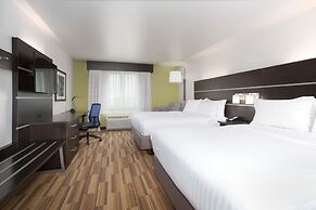 Holiday Inn Express and Suites Lincoln I - 80 by IHG