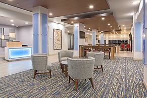 Holiday Inn Express and Suites Lincoln I - 80 by IHG