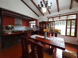 Suymar Ecolodge Galapagos