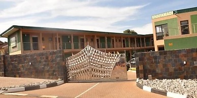 Vhafamadi Bed and Breakfast