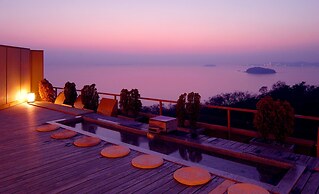 Tenku Kaiyu no Yado Suehiro