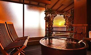 Tenku Kaiyu no Yado Suehiro