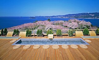 Tenku Kaiyu no Yado Suehiro