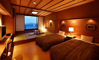 Tenku Kaiyu no Yado Suehiro